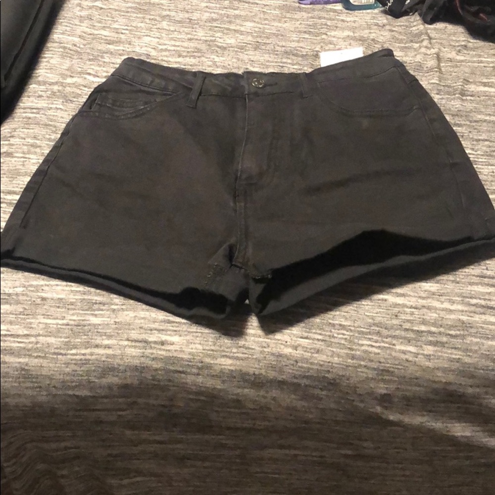 Forever 21 black shorts